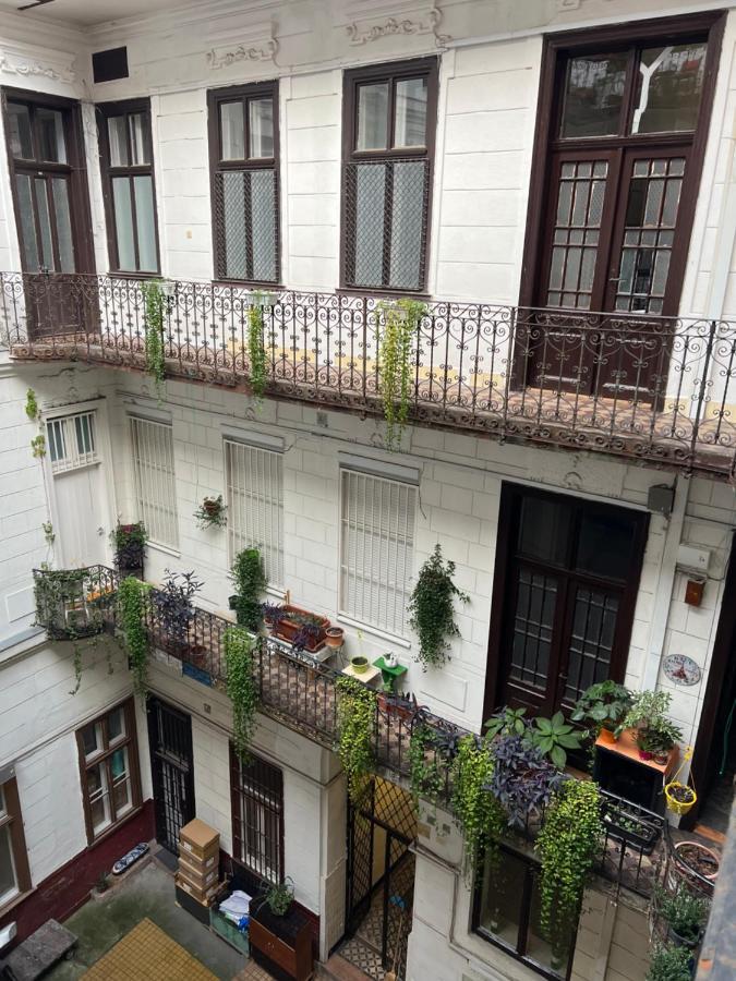 Apartamento Kiko'S Forest Budapest Exterior foto